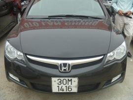 Bán xe honda Civic 2. 0 AT , màu đen , xe đi 22000km,