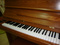[2] Bán Piano điện Yamaha, kiểu dáng Piano cơ, cao 1,1m, màu gỗ, 3 pedal, mới, đẹp,