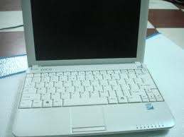 Bán laptop mini axjoo