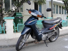 Suzuki Viva thái đời 99, thắng đĩa, xe chưa bung đầu, nước sơn zin còn mới, giá 7,9t