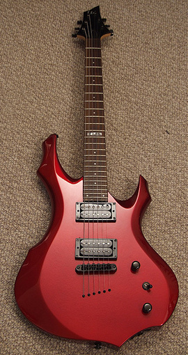 Cần bán cây Electric Guitar ESP LTD F50