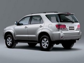 Toyota Fortuner V, màu ghi bạc, sx 12/ 2009, biển 30S cần bán 850 triệu