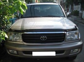 Toyota Land Cruiser đời 2002, màu Hồng!!!