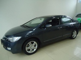 SÀN ÔTÔ THỦ ĐÔ bán xe Honda Civic 2. 0AT, màu ghi chì, sản xuất năm 2007