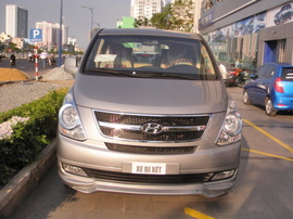 Hyundai Starex có xe giao ngay, giá cạnh tranh tại mọi thời điểm. LH 0909315000