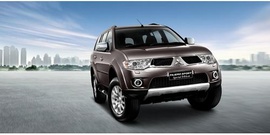 Tôi có ô tô 7 chỗ hiệu mitsubishi pajerosport chạy được 7 nghìn cây xe màu nâu