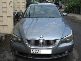 BMW 525i đời 2006, màu xám lông chuột!