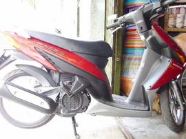 Cần bán Xe Honda Click dk 2010 Màu đỏ