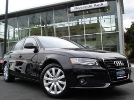 Bán Audi A4 Premium 2. 0T và Audi Q5 Quatro 3. 2 V6 full option