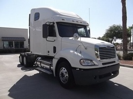 đại lý đầu kéo mỹ, bán xe Freightliner detroit 14L 2007 giá tốt