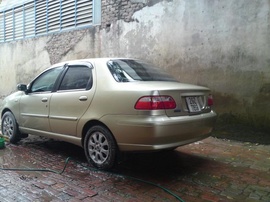 Bán xe Fiat Albea 1. 6HLX màu vàng cát, đăng ký năm 2007, mới đi được 3,8 vạn