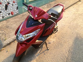 SKY DRIVER. 125 suzuki. đời 2010. đỏ đen. bánh mâm thắng đĩa. bstp: 15,9t