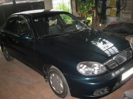 Cần bán xe Daewoo Lanos SX, đời 2005, màu xanh vỏ dưa. Xe gia đình sử dụng