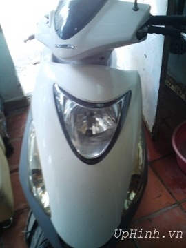 Honda EKY 125 nhập khẩu 2008 màu trắng, xe đẹp, máy êm, lợi xăng, bán giá 7,5tr