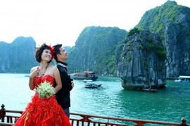 Du lịch Trăng Mật: 2 Ngày ở Hạ Long lãng mạn trên du thuyền giá re mùa cưới 2012