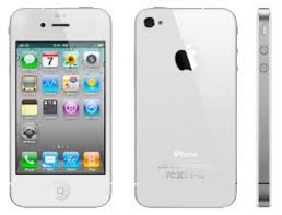 Cần bán iphone 4S màu trắng 32Gb , nữ xài kỹ, bao bạn test máy .. .. .