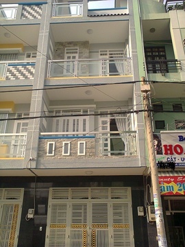 Cần bán nhà mới xây, đẹp DT (4x17) 1 trệt, 2 lầu, ST, KDC Bình Phú, Q. 6