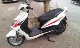 ban xe yamaha cygnus SR mau trang con moi gia 8. 8trieu chat mien che