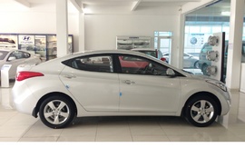 Hyundai Elantra 2013