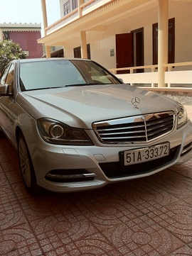 Mercedes C250 BE model 2012