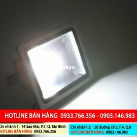 đèn pha LED 20w giá rẻ nhất 2013