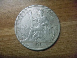 Bán đồng bạc cổ Đông Dương của Pháp 1921 hiếm
