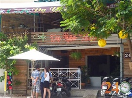 Cafe dạ Yên Thảo - 247 Vườn Lài, Tân Phú