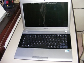 Bán laptop Samsung