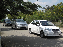 Cho thuê xe 7 chỗ Fortuner 2014 tại Phú Nhuận, Bình Thạnh, Q. 3