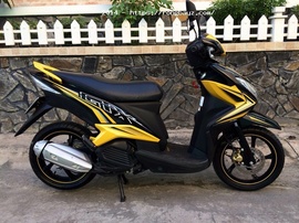 bán xe Yamaha Luvias FI màu vàng đen. Chính chủ.