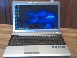 Vì kẹt tiền quá cần bán laptop samsung RV509