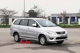 Cho thuê xe Innova 2014 dài hạn tại q3