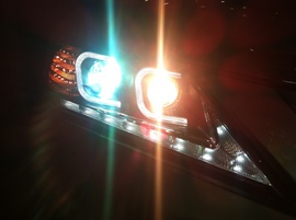 Độ đèn headlight và led gầm cực sáng cho xe Camry