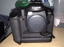 Tp. Hồ Chí Minh: Cần bán máy ảnh Canon 1d mark II N, máy mới 98%, fullbox luôn. RSCL1075522