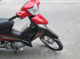 Suzuki Smash Revo 110cc, màu đỏ đen, máy êm