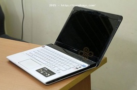Bán Laptop Sony Vaio SVE14126VCW (trắng), máy cực đẹp 95%