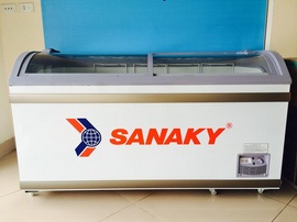 cần bán tủ đông SANAKY , dung tích 800L, tại hà nội