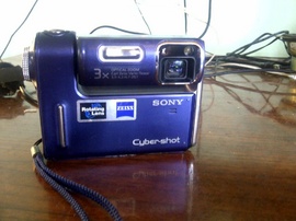 Bán máy ảnh Sony CYBER SHOT DSC F88, full phụ kiện
