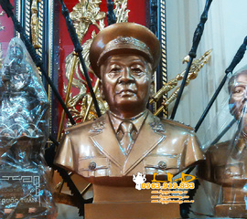 Tượng đại tướng Võ Nguyên Giáp bằng đồng cao 50cm, tượng bằng đồng đỏ