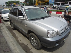 Hyundai Santa fe Gold 2005 màu bạc, số tự động, nhập Hàn