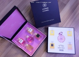 Bộ nước hoa mini chanel và dior tiện dụng