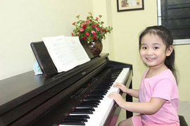 Tư vấn mua đàn piano điện cho bé