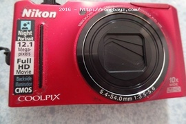 Bán máy ảnh Nikon đã qua sử dụng nhưng còn mới, còn đầy đủ phụ kiện
