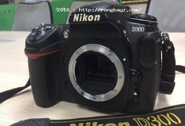 Bán bộ máy ảnh Nikon D300 và lens Nikkor 24-85D còn rất đẹp