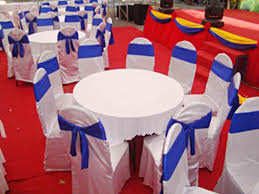 cung cấp và cho thuê bàn ghế, bàn tròn, bàn ăn tiệc đứng nhiều loại giá rẻ 0978004