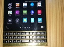 Tp. Hồ Chí Minh: Không sử dụng nên bán Blackberry Passport mạ vàng 18k CL1651063P7