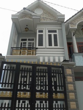 Nhà mới xây 100%, 1 tấm đường Trương Phước Phan