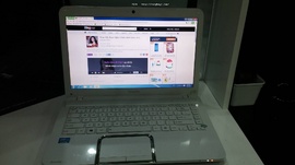 Bán laptop L840 màu trắng cực đẹp. Máy ngon không lầm lỗi