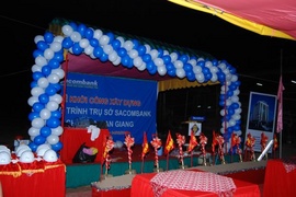 cho thuê khung backdrop, nhận bán khung, căng khung, in ấn bạt giá rẻ