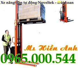 Xe nâng bán tự động